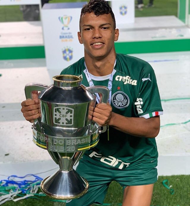 世少赛出名的球星,巴西足球新星贝隆