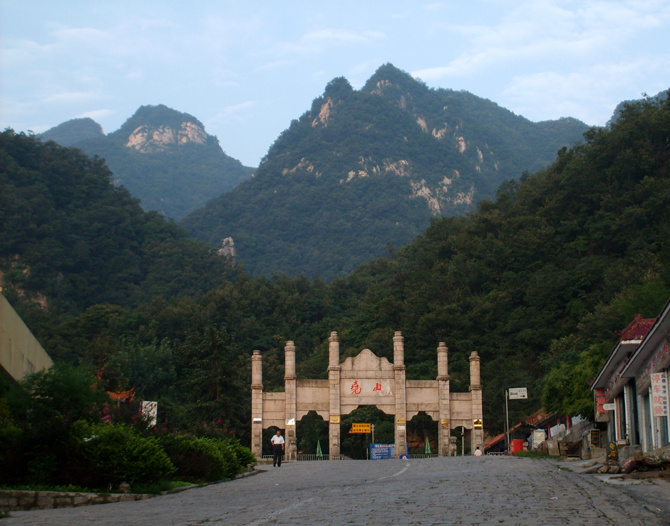 尧山免费玩水,尧山几个漂流区