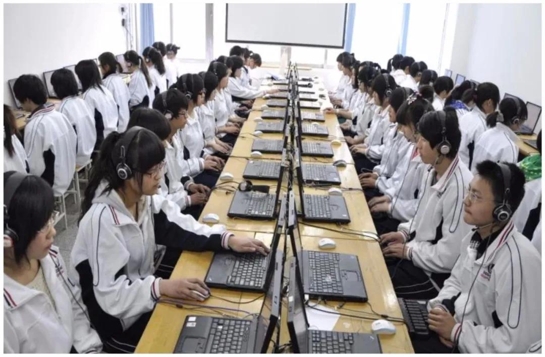 只争朝夕,不负韶华——开封市信息工程学校线上巡礼