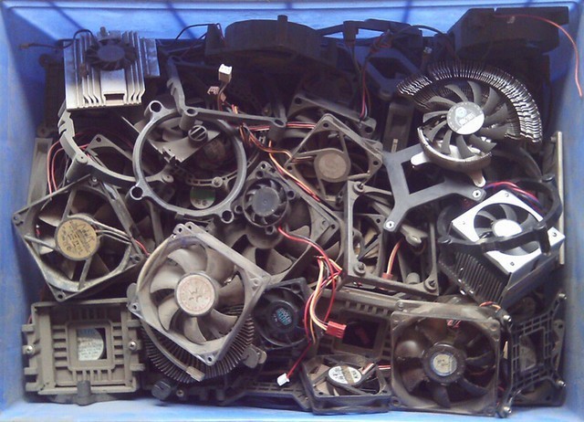 垃圾佬真传在此！什么硬件买二手才是真的香？看好4条不怕骗