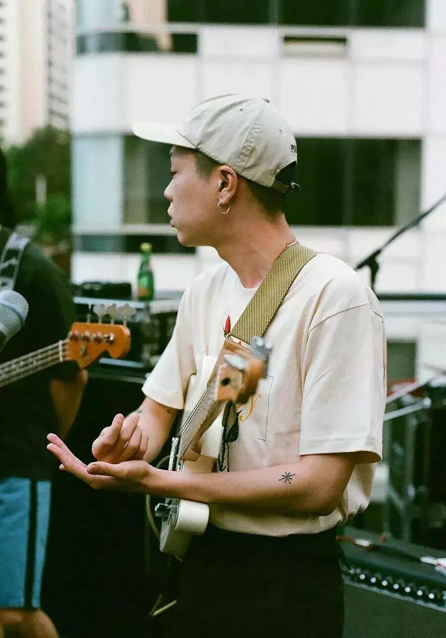 丑帅型男生网红,又高又帅的丑男