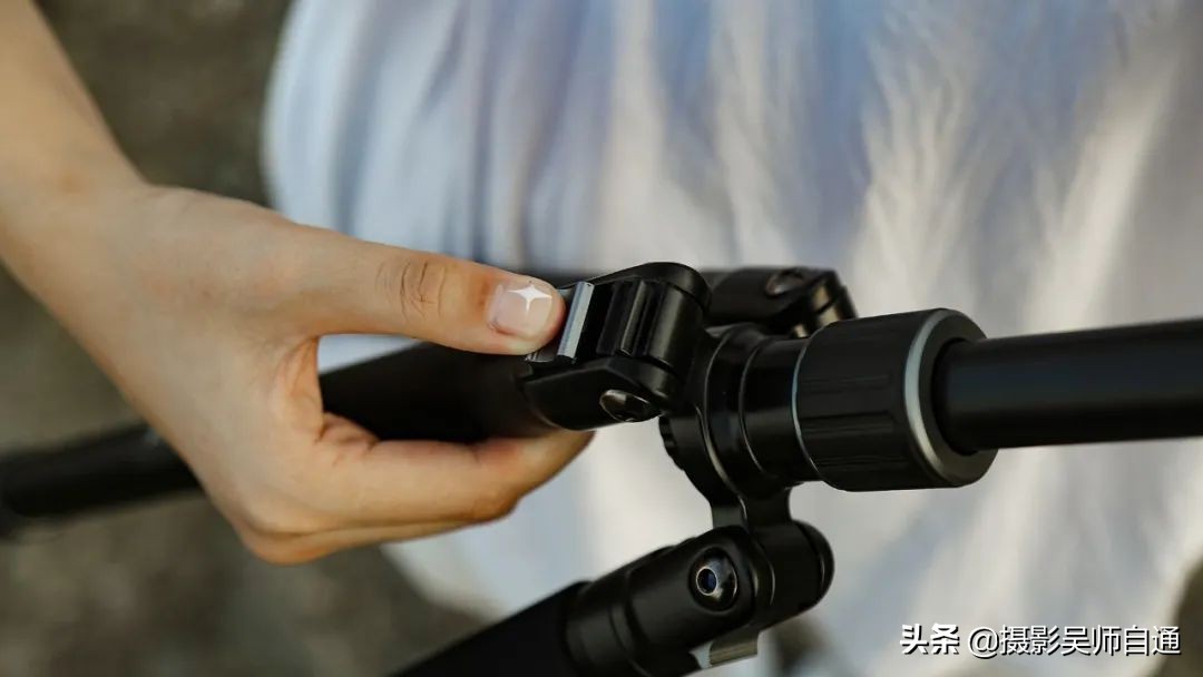 劲捷g55c三脚架评测,适合女生携带的三脚架