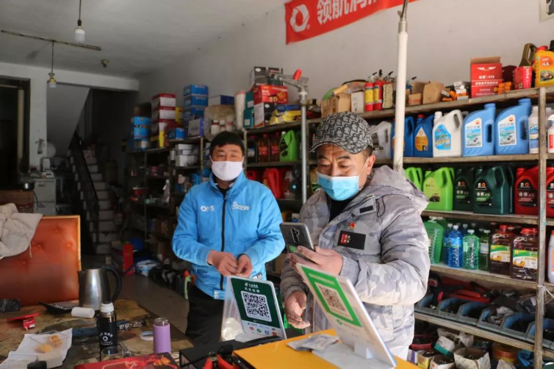 9小时，50张图，带您看全村最靓“代购员”