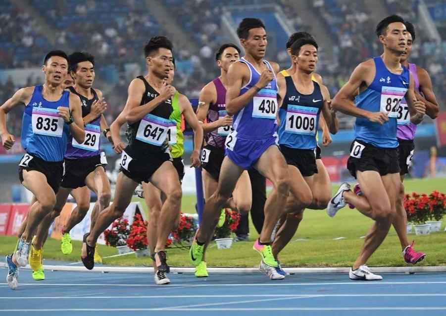 那次，他发誓要在世界中长跑运动中表现他的天赋，绝不让大家失望