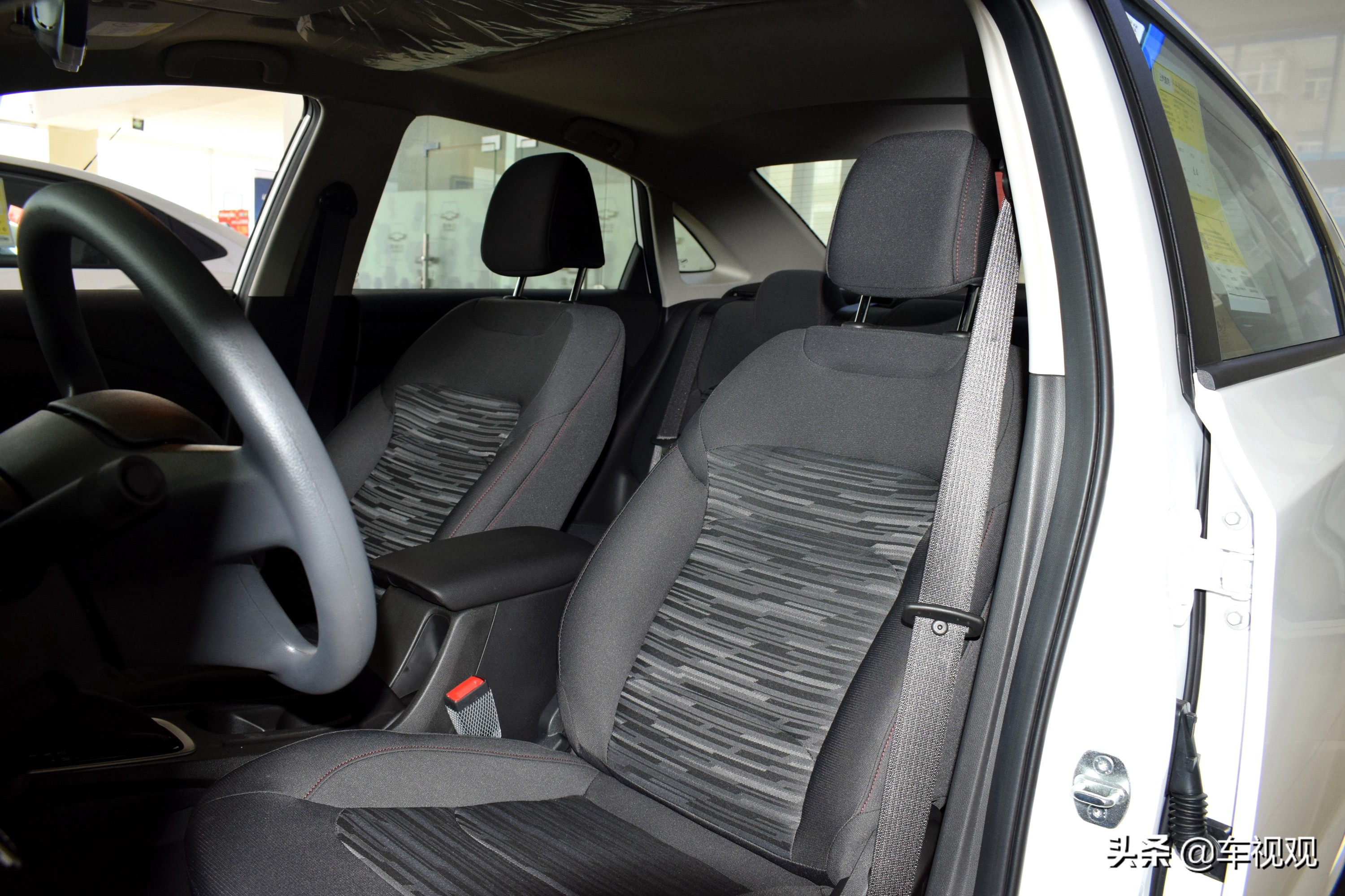 科鲁泽3缸和4缸哪个省油,科鲁泽1.3t跑多少迈省油