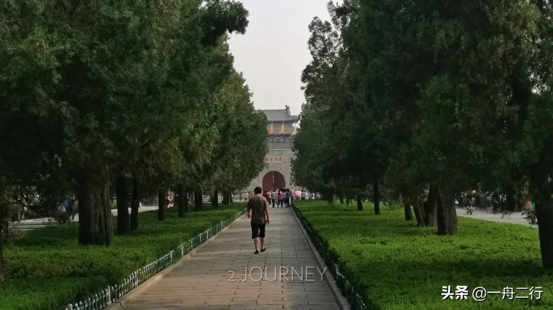 初冬的邂逅曲阜孔庙,游曲阜孔庙发朋友圈