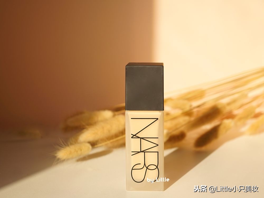 混油皮适合秋冬的粉底液有哪些,油皮粉底yslallhours