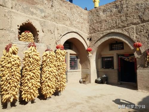 农村山里的窑洞,宁县土窑洞