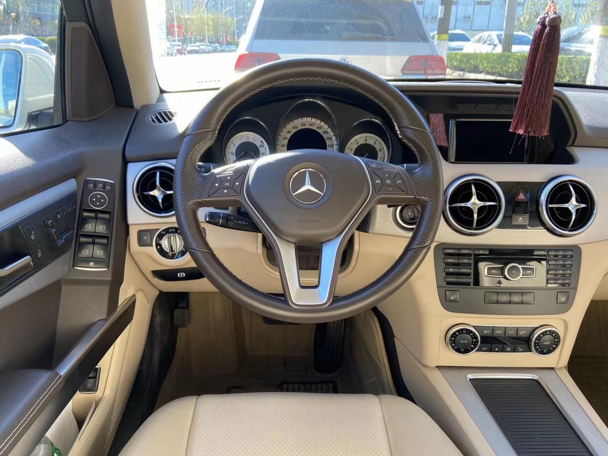 奔驰glk300开了9万公里还值得买吗,开了5年8万公里的奔驰glk300