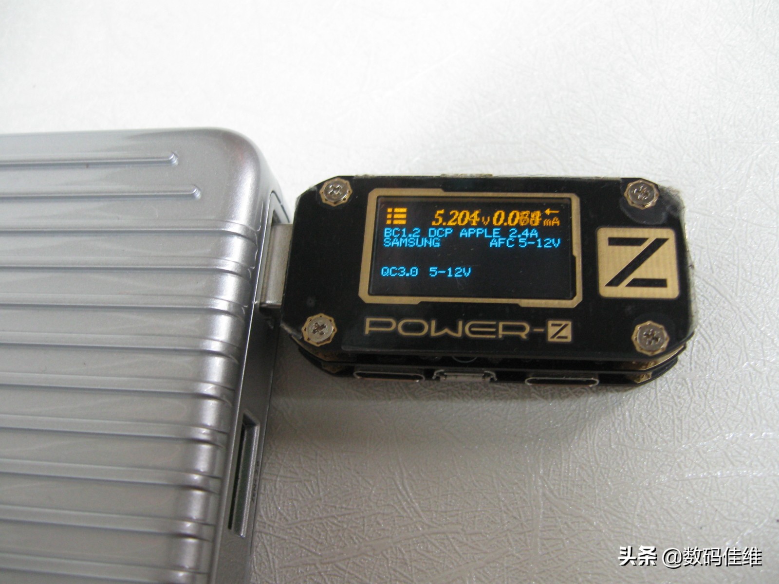 SuperTank100W笔记本移动电源套装评测+拆解