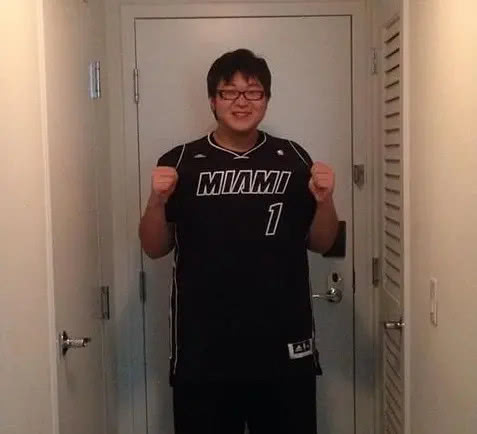 罗京临终前给妻子发两个字,罗京逝世11年后妻子改嫁