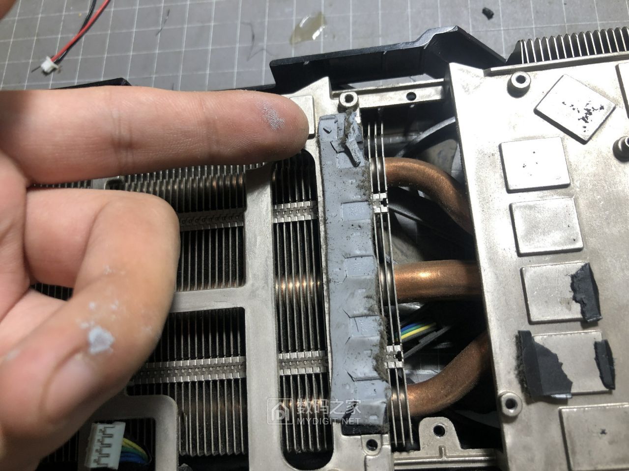 蓝宝石r93908g能玩什么游戏,蓝宝石r93908g显卡跑多少分