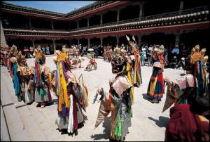 北京街头再现老掉牙骗术,老北京天桥耍耗子