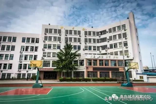青岛第十九中学简介,青岛市第九中学老校区