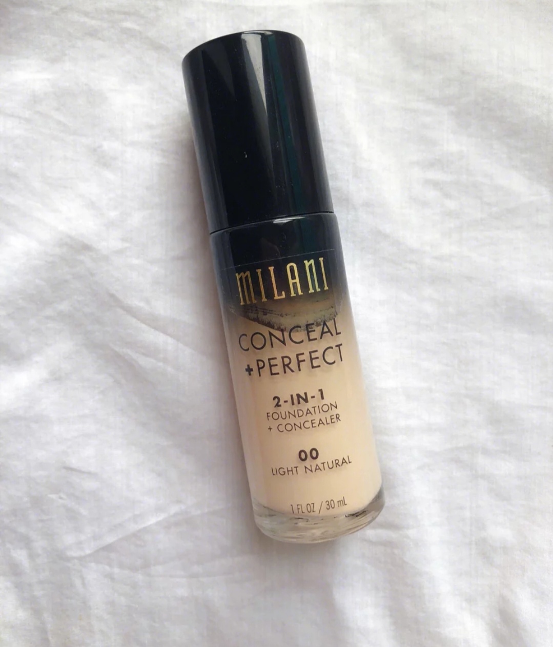 妙巴黎果疗粉底液粉质细腻,适合贫民窟女孩油皮粉底液