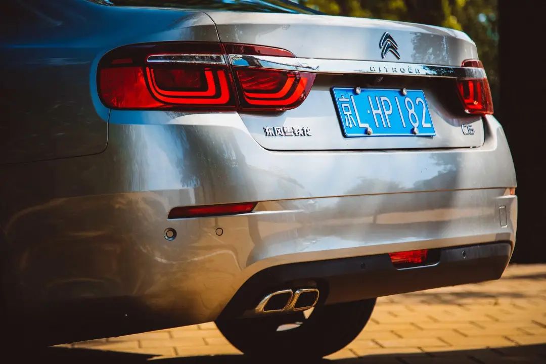 雪铁龙c6评车,雪铁龙c6新车上路感受