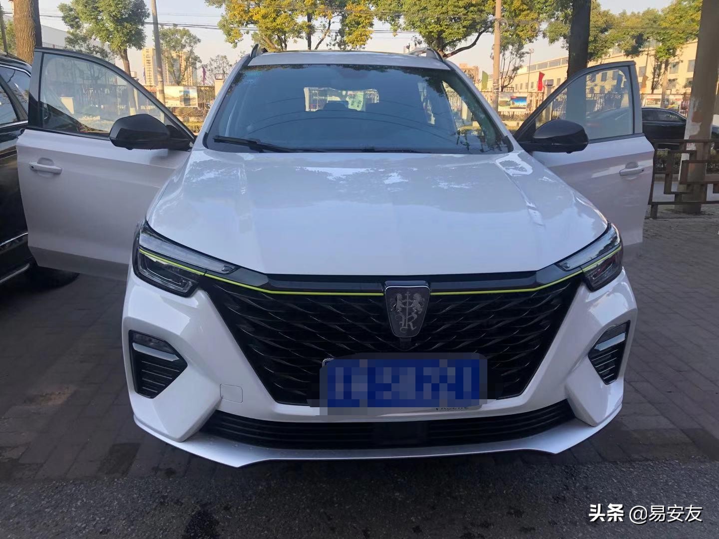 汽车隔热膜怎么贴性价比高,汽车贴什么品牌隔热膜比较好