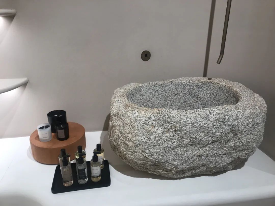 Zara亚洲最壕门店卖的衣服，还会一洗就烂吗？