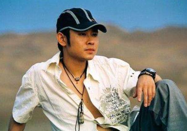 被那英嫌弃的刀郎如今怎么样了,曾被那英嘲讽的刀郎近照