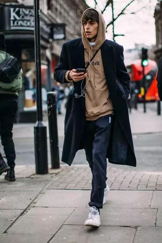 肖战穿搭秋冬大衣,肖战呢大衣