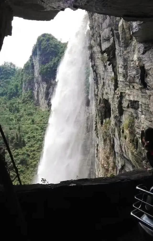 运动老乡（69）五人摩途挂壁公路历奇境