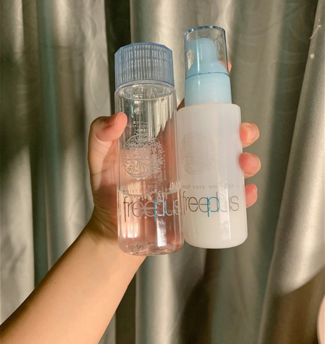 学生用什么水乳套装对皮肤比较好,冬季脸部皮肤干燥起皮水乳推荐