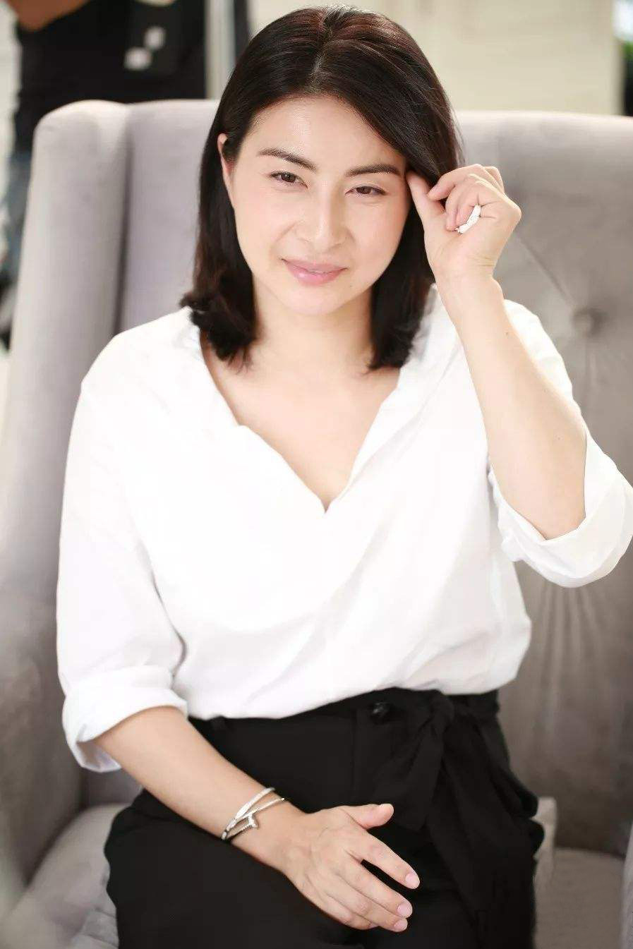 郭晶晶为奥运健儿保驾护航,郭晶晶是因为长相旺夫被霍家宠爱