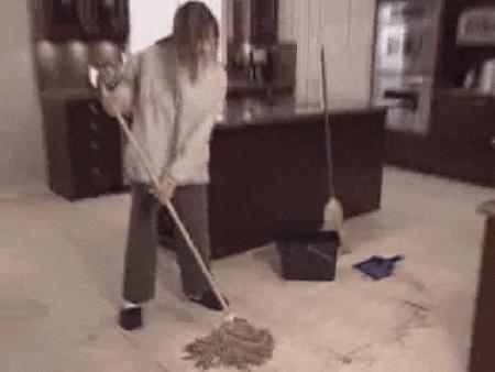 怎样解决室内乱飞毛絮,满屋子毛絮怎么清理