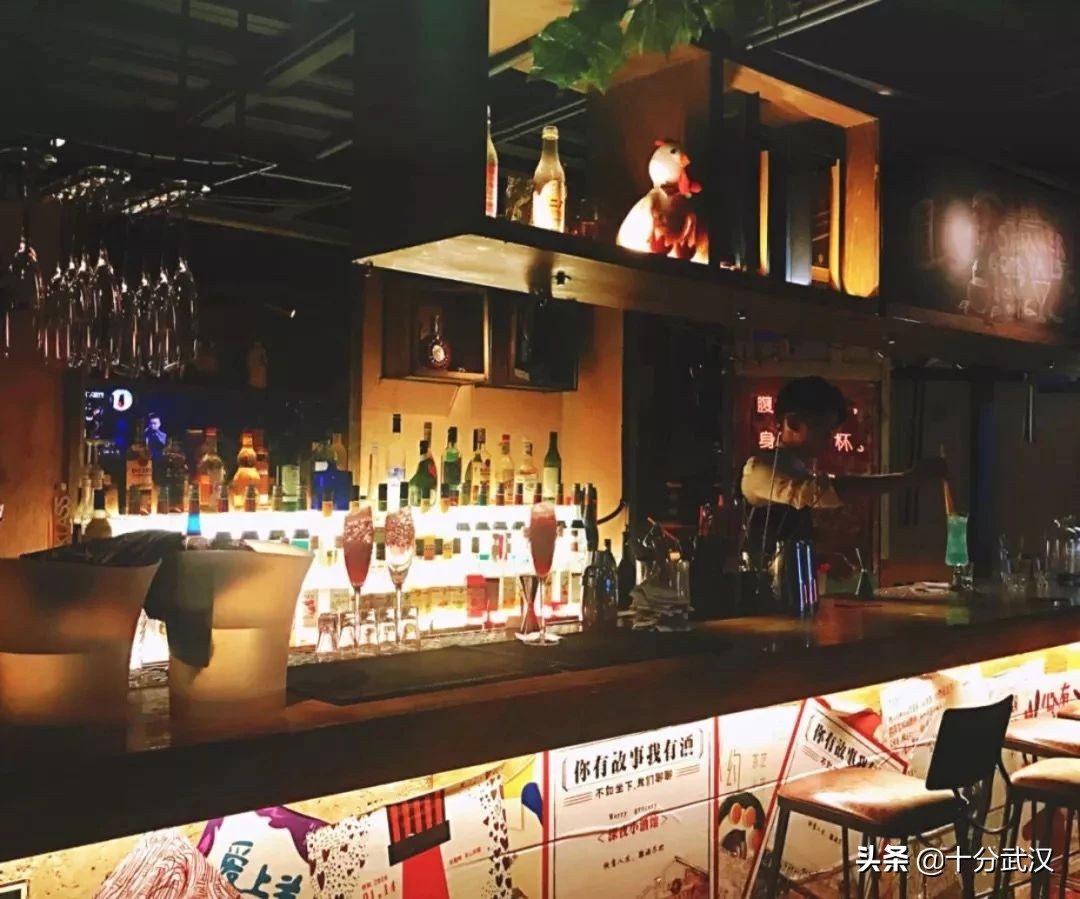 武汉十大演艺酒吧排行,武汉有名酒吧