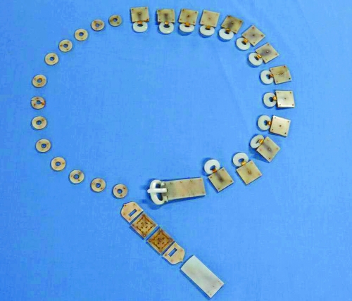 腰带：腰间的花样，心有千千结，腰系结千千