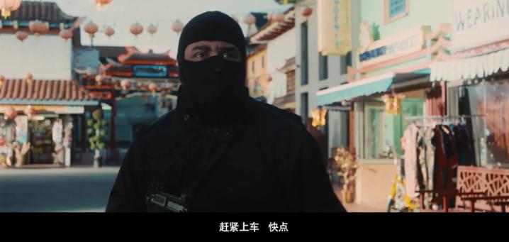 著名“怪胎”大导演最新*片爽**，冲这光头主演我就燃爆了