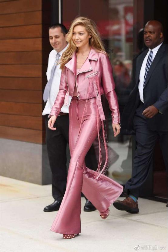 奔四女人减龄增添魅力更显高级,奔四女人别慌