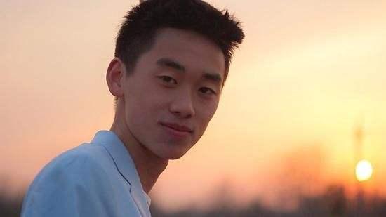 林依轮回应小儿子早恋,林依轮大儿子变性后的生活