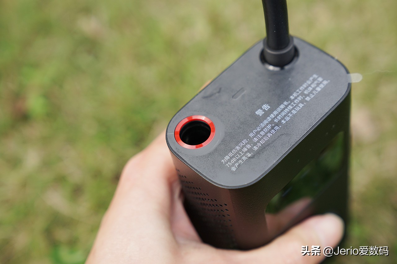 轮胎完全没气了怎么充气,米家充气宝能充几个轮胎