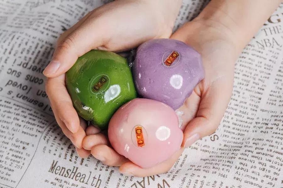 这两家朴实的青团,秒掉了市面上各种作妖对手...