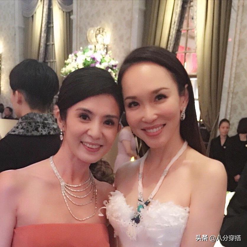 范文芳时尚服饰搭配,范文芳褶皱裙