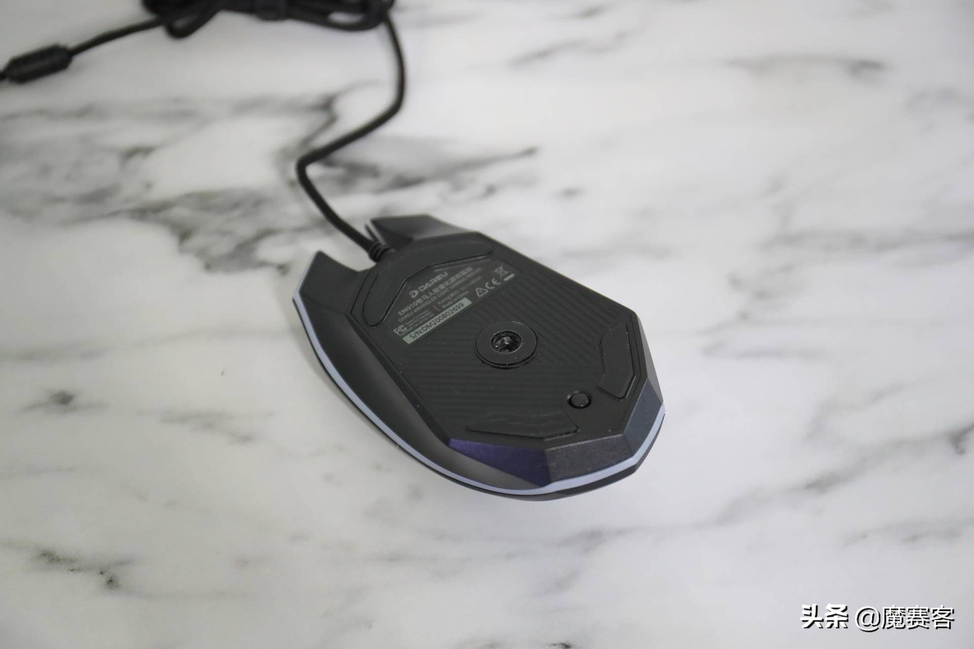 达尔优鼠标em915第一代和第二代,游戏鼠标达尔优em910