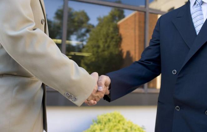 水米油盐全年免费送还能赚钱，这思维模式绝了