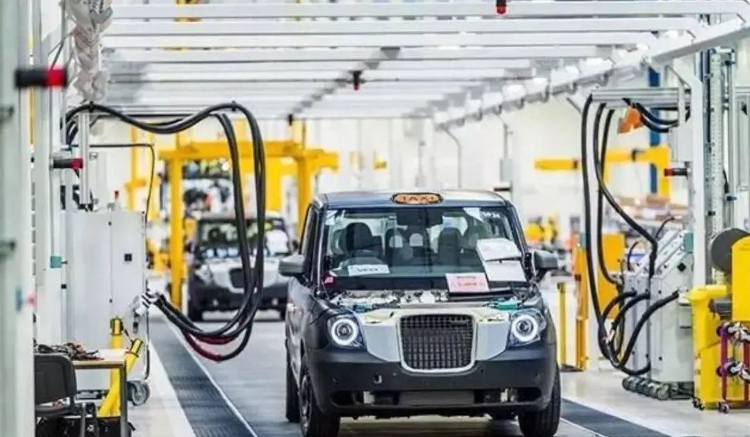 消失的车企:“为造车愿意给人家当儿子”,是谁葬送了力帆?