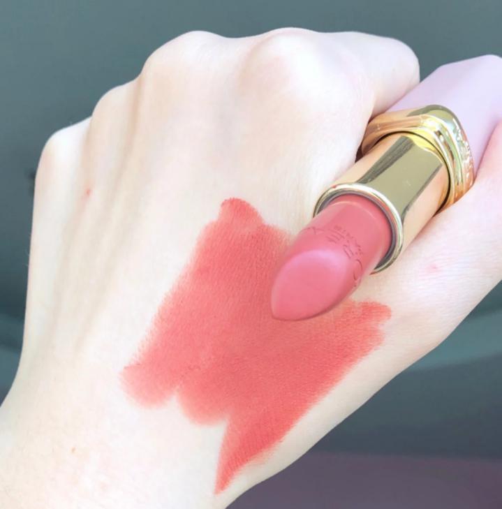 芭比粉和玫粉色哪个适合黄皮,黄黑皮适合橘粉色吗