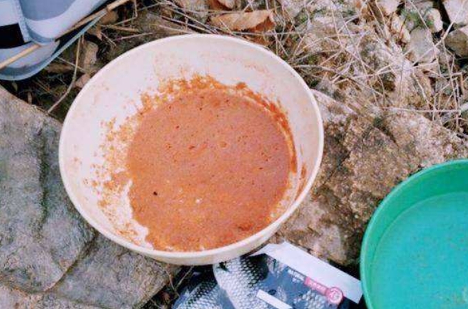 钓鱼拉饵正确方法,拉饵钓鱼的各大技巧图解