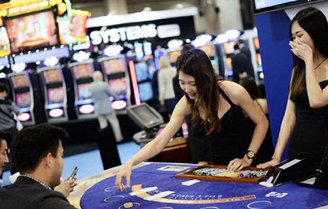 *场赌**如黑洞!澳门*场赌**的“*规则潜**”:不怕你赢钱,就怕你不玩