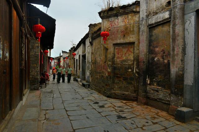 黔阳古城和洪江古商城区别,洪江古商城是黔城古城吗