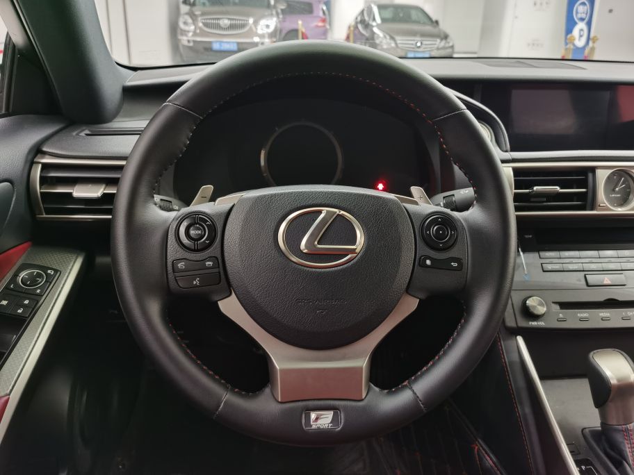 雷克萨斯is200二手车多少钱,16年雷克萨斯is200二手车