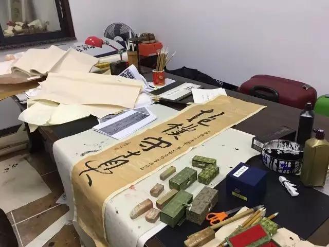 铜臭,铜臭味是摆脱不了的