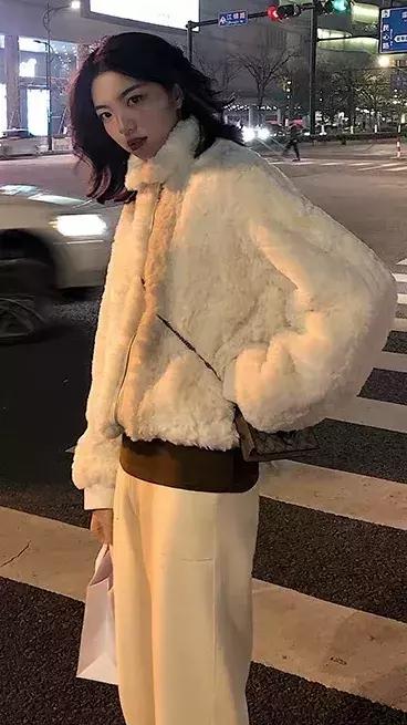 放假穿得这么土，难怪没有人约你！