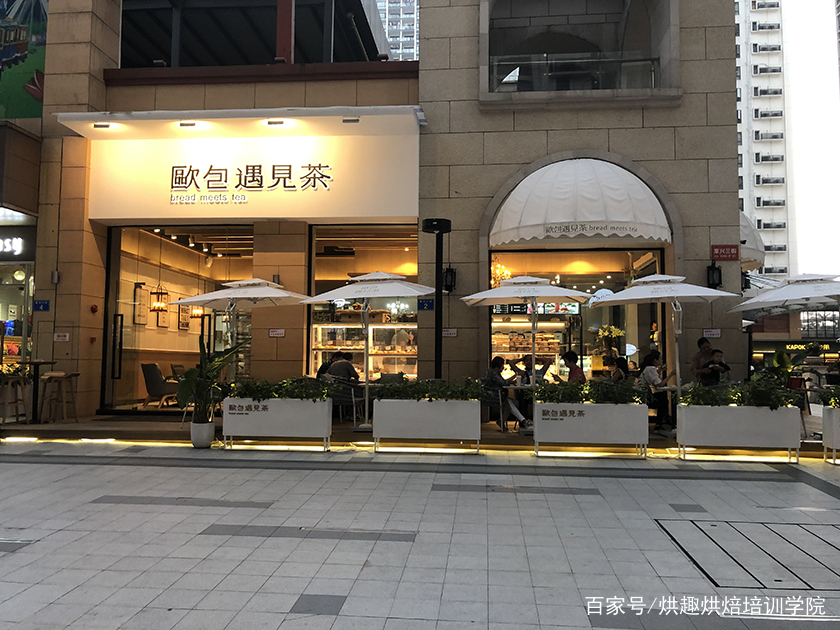 学蛋糕烘焙需要多久自己开店,学做烘焙怎么开店记得做好这几点