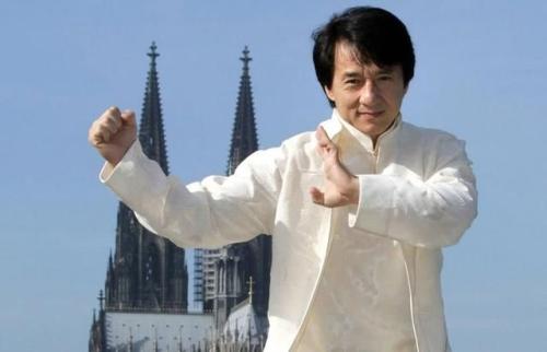 大哥代言的传奇怎么样,大哥远代言的游戏叫什么