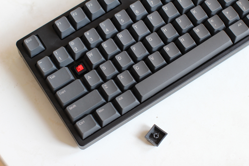 雷柏机械键盘v7008a和黑峡谷x3,为什么没人推荐雷柏键盘