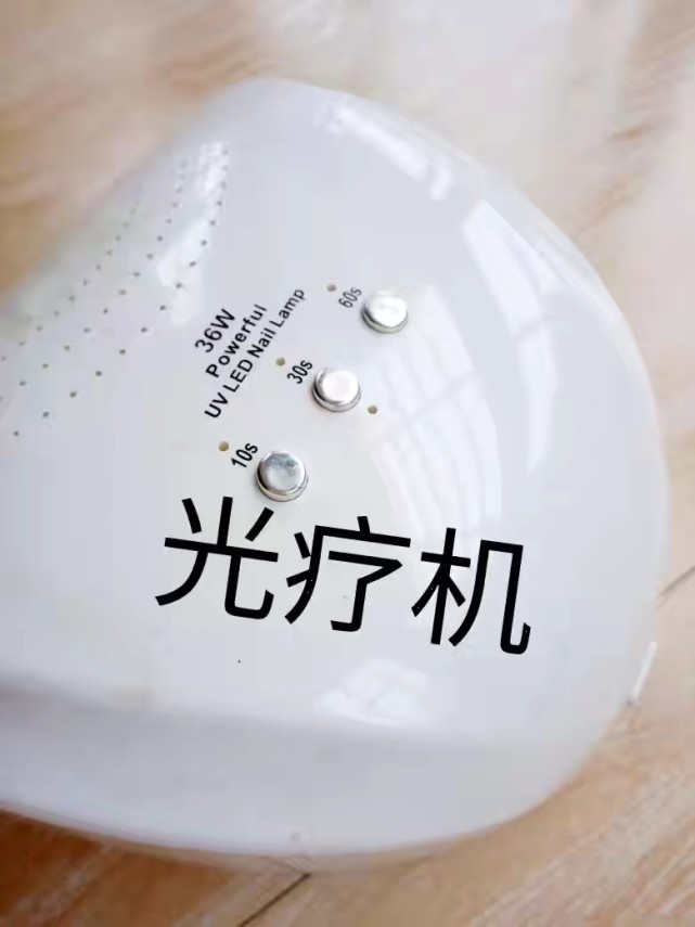 美甲小工具自己做,美甲初学者适合做的美甲图片大全